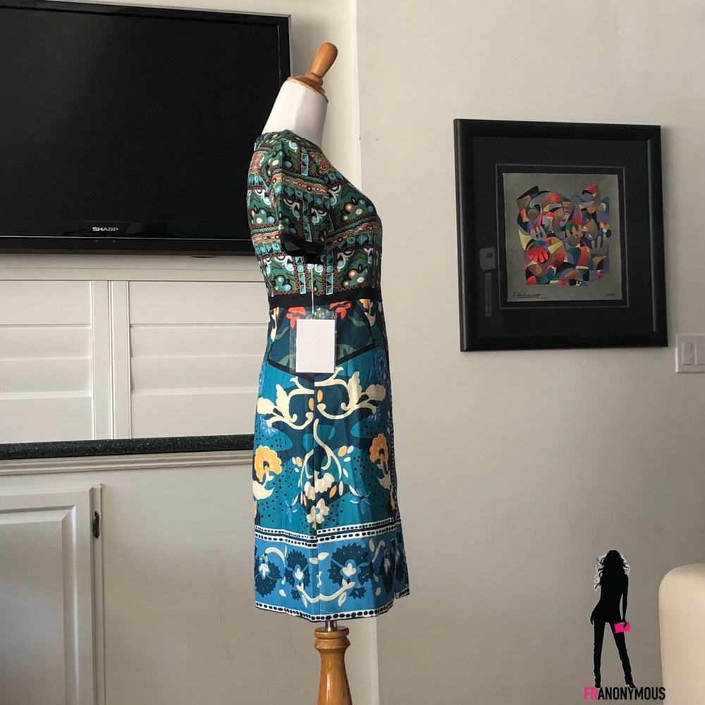 Style Mafia Short Sleeve Print Dress - Picture 2 of 3